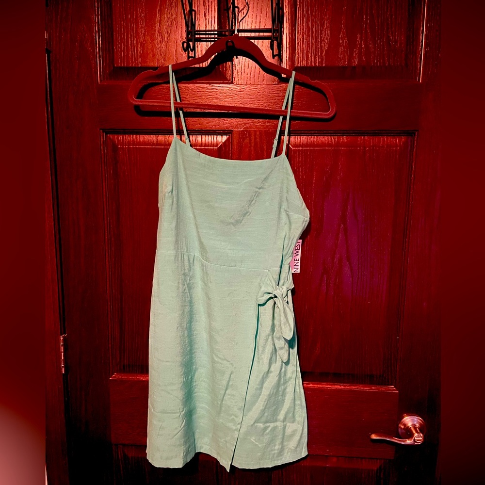 New with tags Nine West dress. Size M.